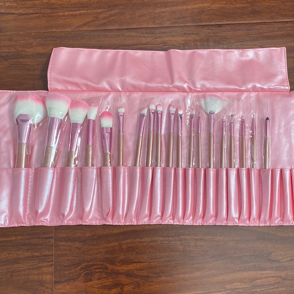 Makeup brush set